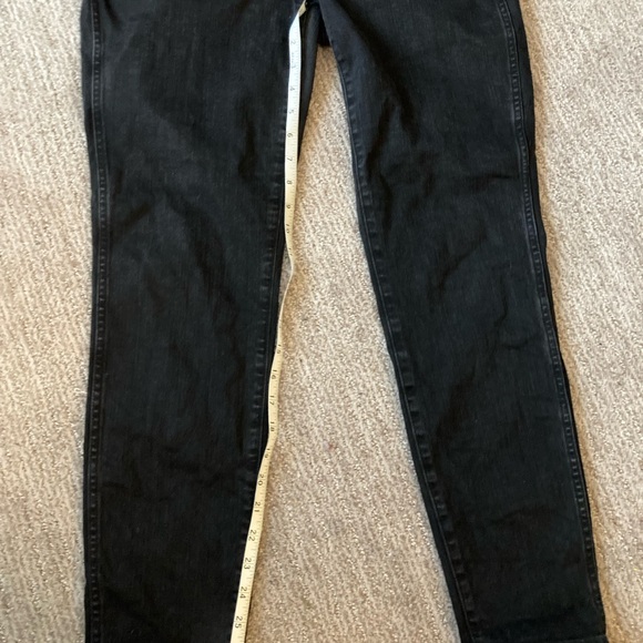 Madewell Black Denim Curvy High Rise Skinny Jeans - Picture 5 of 7